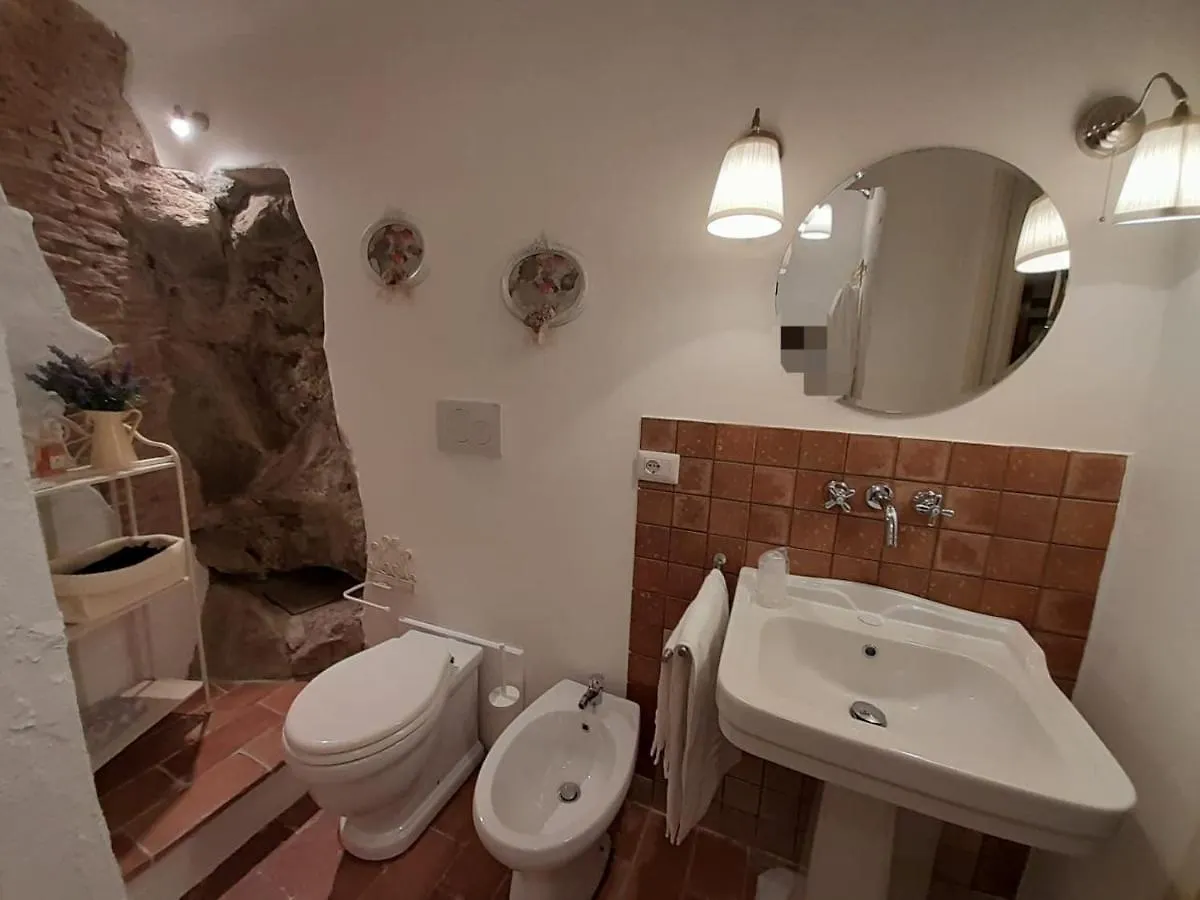 Appartement La Tana Del Riccio à Abbadia San Salvator